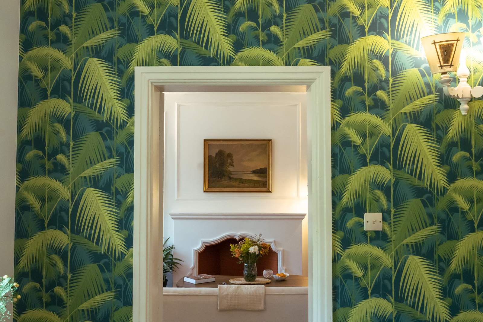 Lewa House Interior — Detail